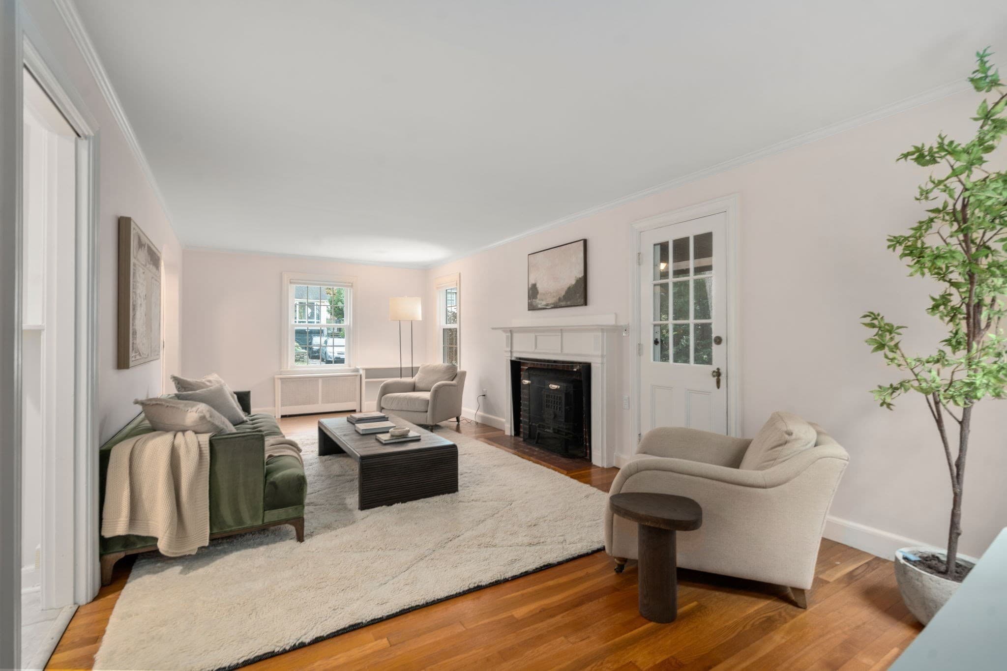 Single Family Residence at 11 Martin Rd, Wellesley MA 02481, photo 4 of 28