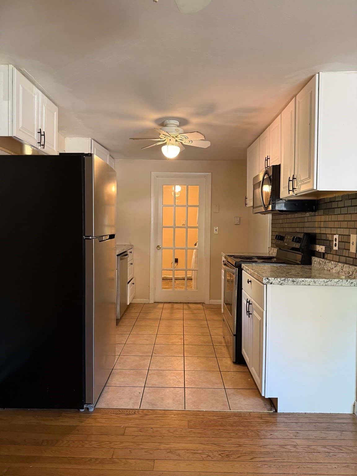 Condominium at 5 Patricia Drive # 5, Tyngsborough MA 01879, photo 13 of 38