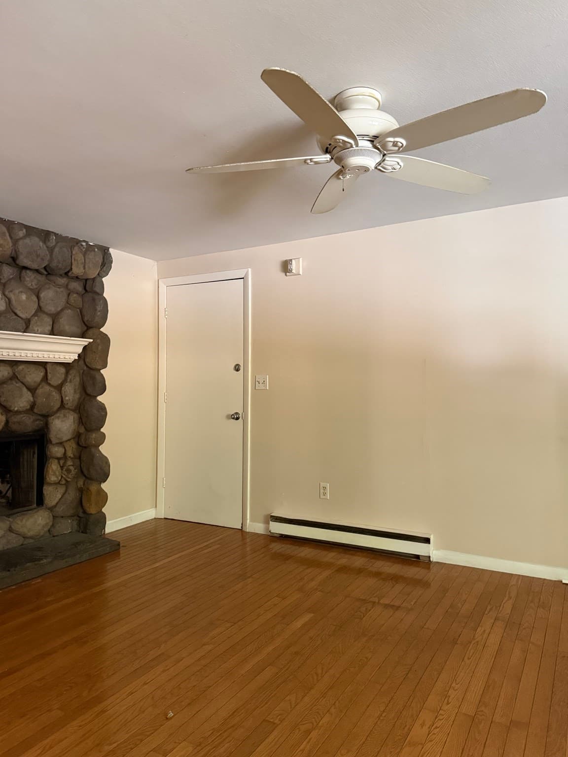 Condominium at 5 Patricia Drive # 5, Tyngsborough MA 01879, photo 29 of 38
