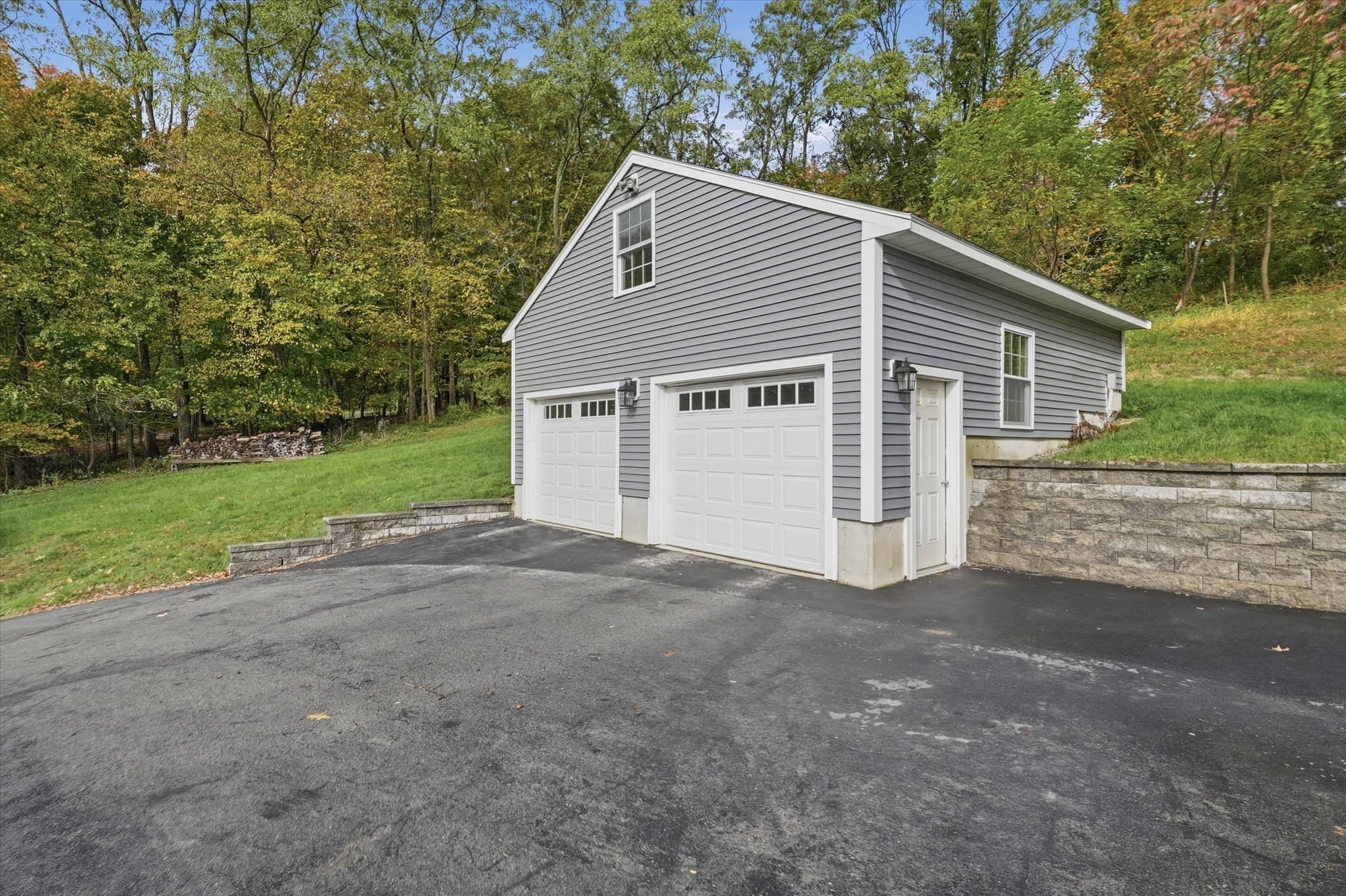 Single Family Residence at 588 Main St, West Newbury MA 01985, West Newbury, photo 2 of 42