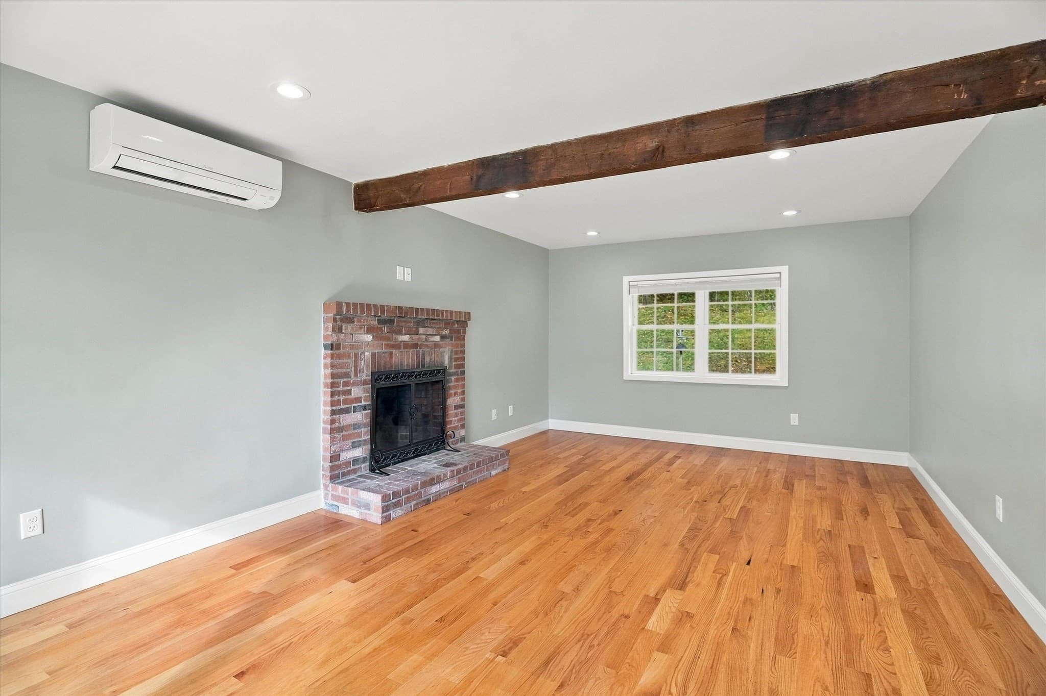 Single Family Residence at 588 Main St, West Newbury MA 01985, West Newbury, photo 12 of 42