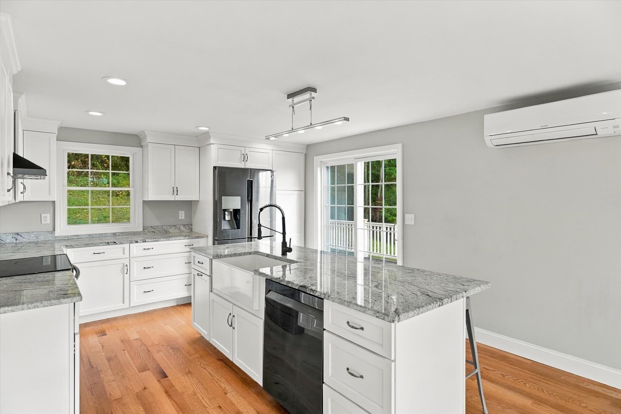 Single Family Residence at 588 Main St, West Newbury MA 01985, West Newbury, photo 5 of 42