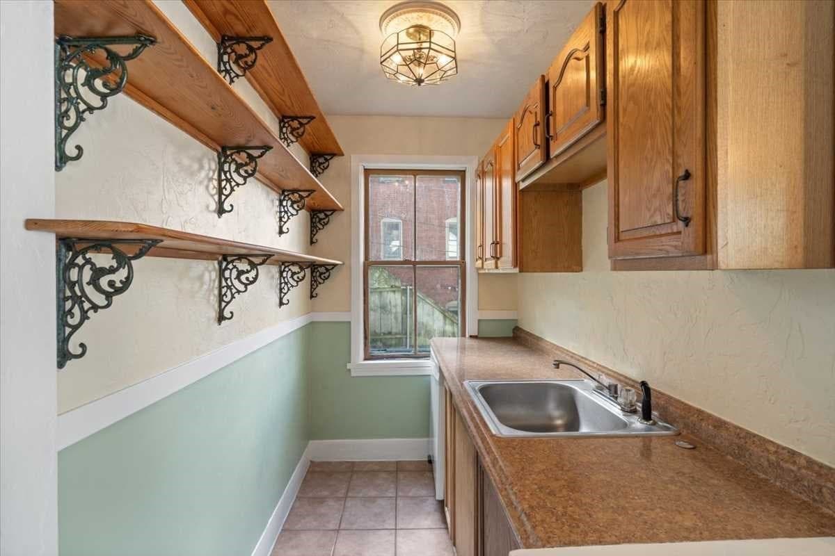 Single Family Residence at 13 Congress St, Worcester MA 01609, photo 17 of 42