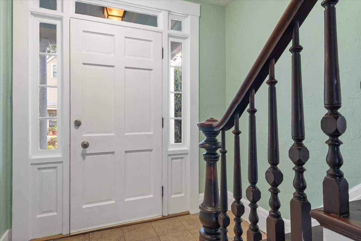 Single Family Residence at 13 Congress St, Worcester MA 01609, photo 5 of 42