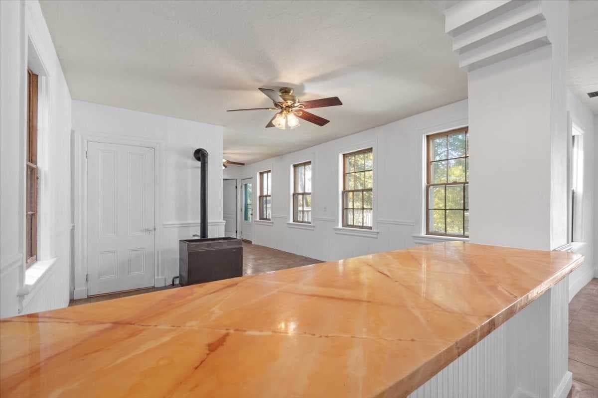 Single Family Residence at 13 Congress St, Worcester MA 01609, photo 11 of 42