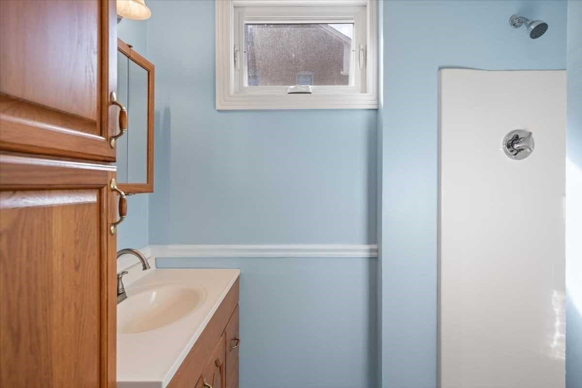 Single Family Residence at 13 Congress St, Worcester MA 01609, photo 19 of 42