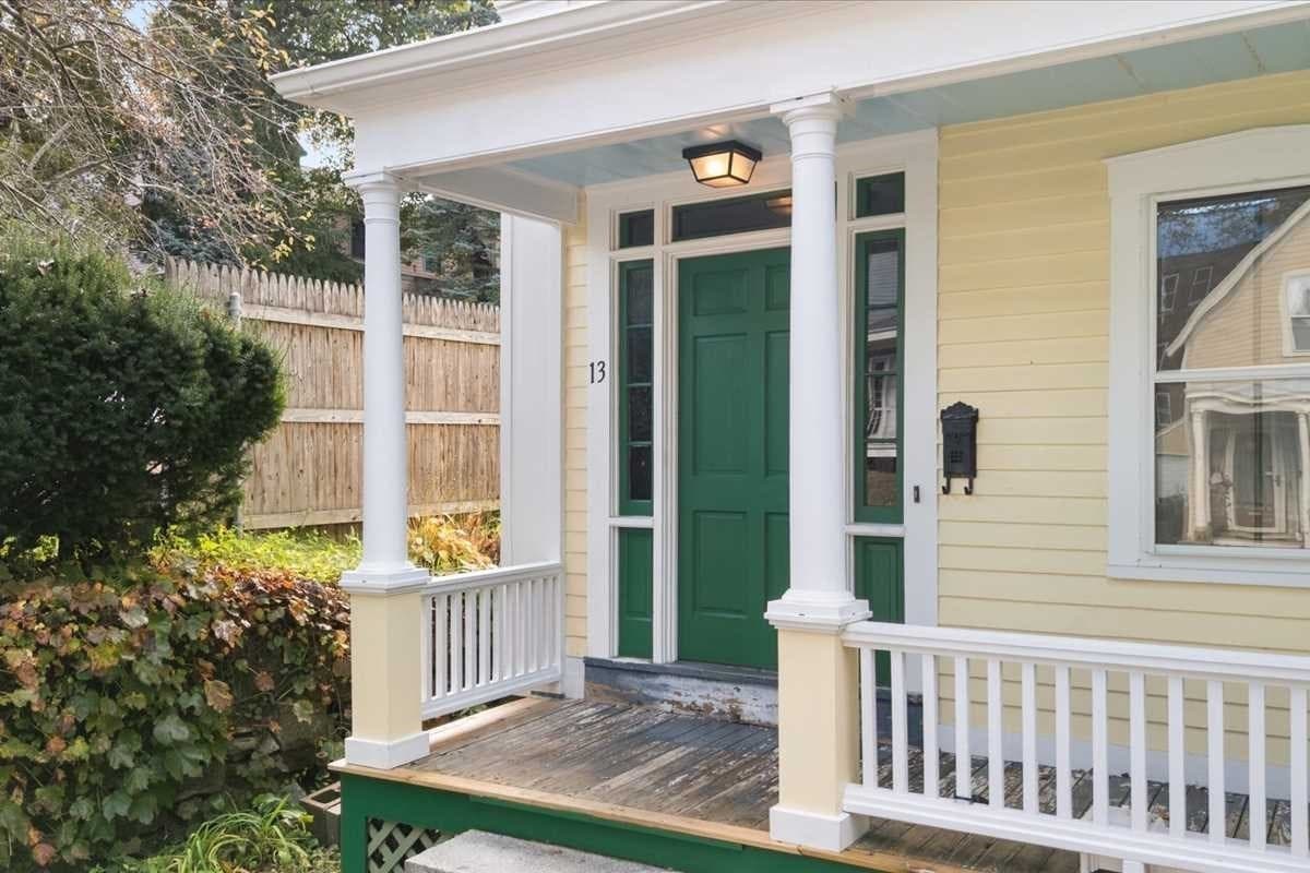 Single Family Residence at 13 Congress St, Worcester MA 01609, photo 4 of 42