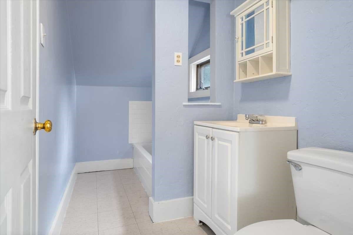 Single Family Residence at 13 Congress St, Worcester MA 01609, photo 25 of 42