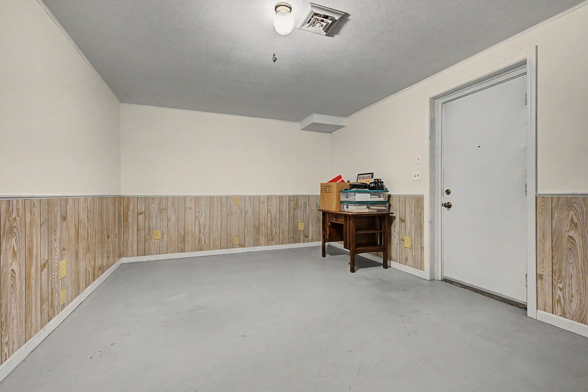 Condominium at 15 Emerson Ct # 15, Amherst MA 01002, photo 29 of 41