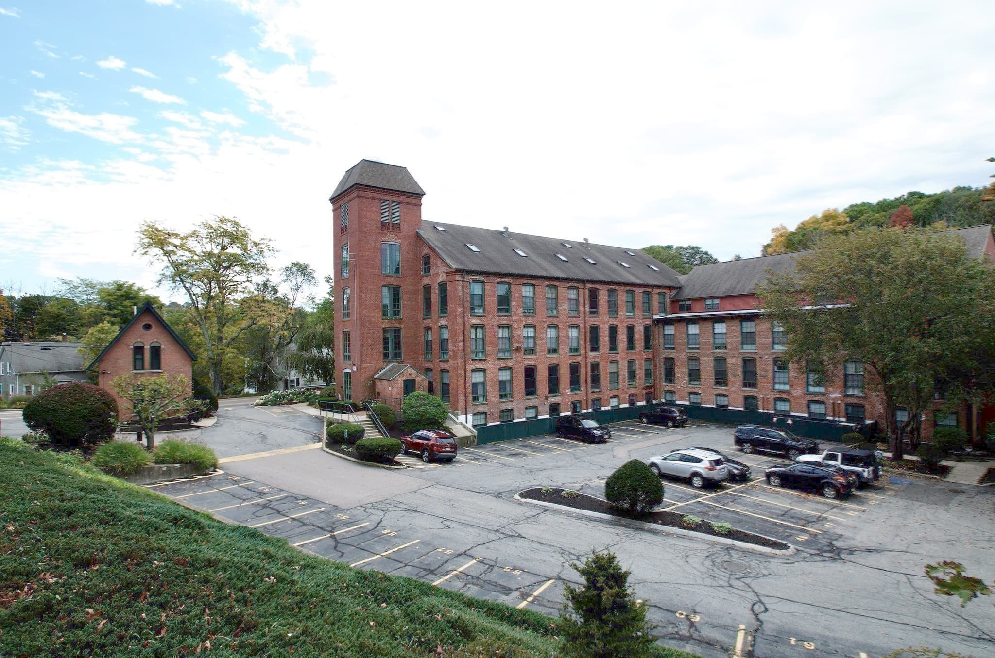 Condominium at 14 Sanford St # 17, Medway MA 02053, photo 2 of 28