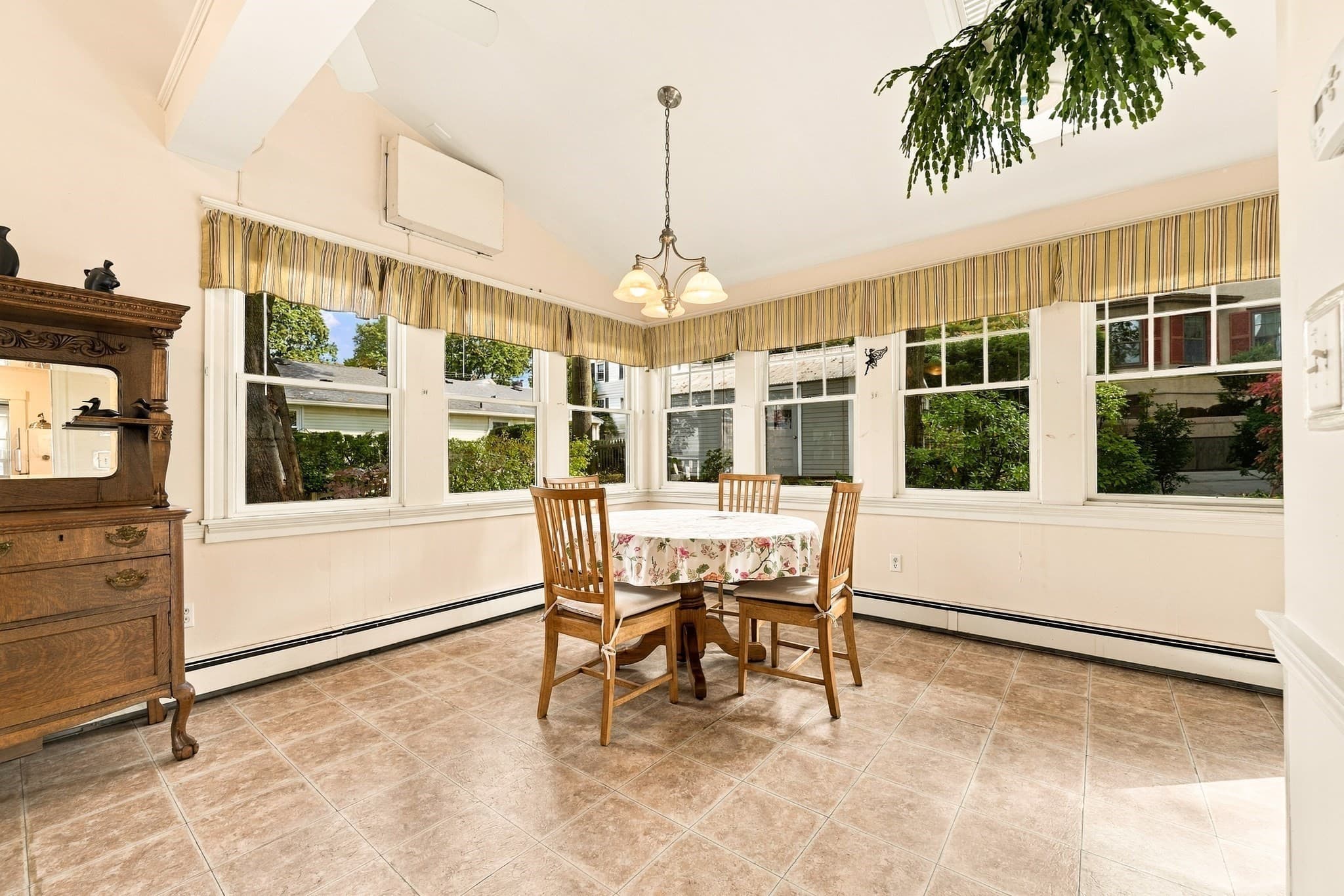 Single Family Residence at 8 Stone Ave, Winchester MA 01890, Winchester, photo 3 of 22