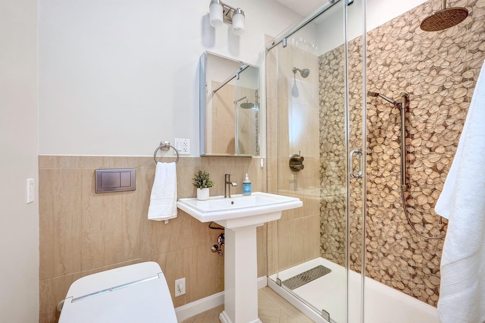 Condominium at 45 Pickman Dr # 45, Bedford MA 01730, photo 24 of 41