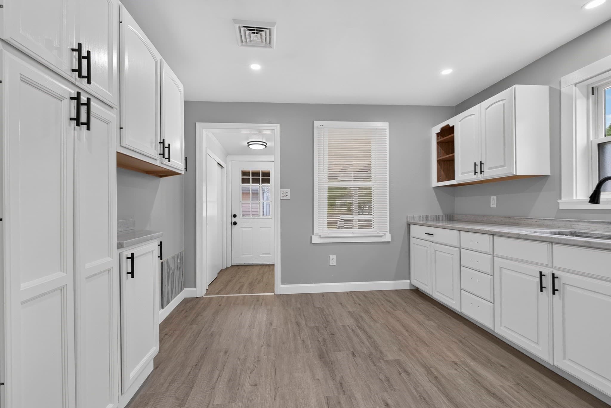 Single Family Residence at 664 Rathbun St, Blackstone MA 01503, Blackstone, photo 6 of 16