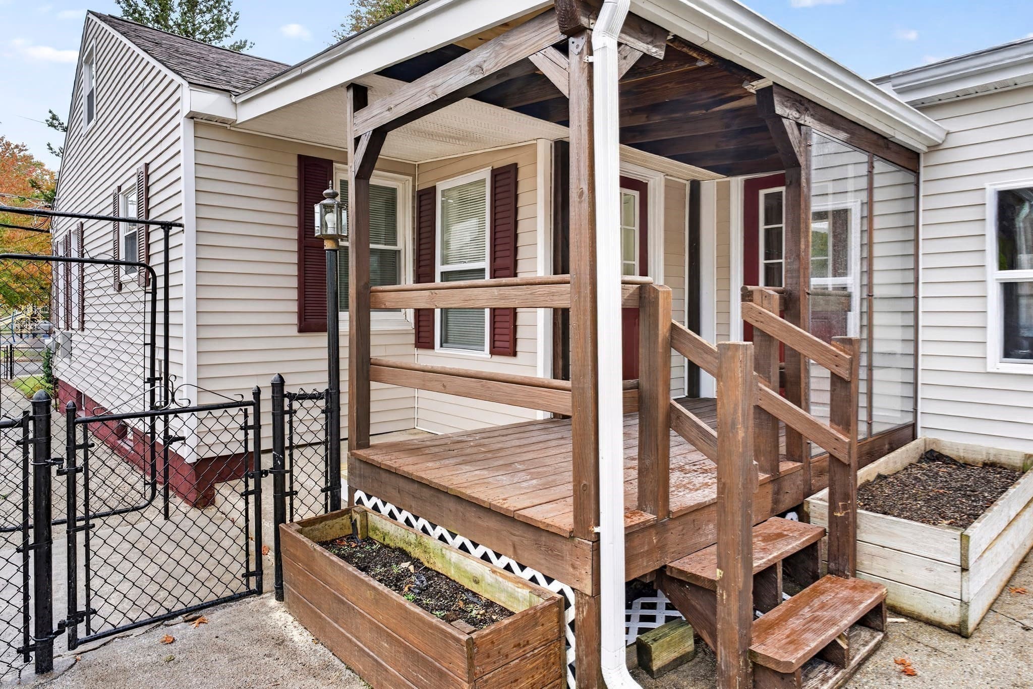 Single Family Residence at 664 Rathbun St, Blackstone MA 01503, Blackstone, photo 12 of 16