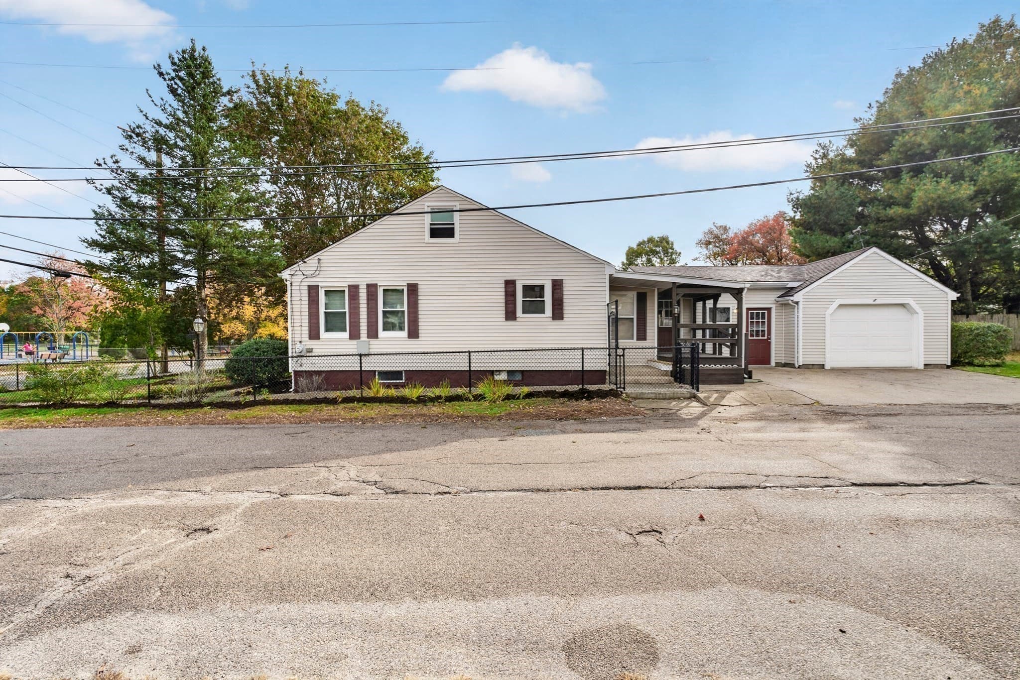 Single Family Residence at 664 Rathbun St, Blackstone MA 01503, Blackstone, photo 14 of 16