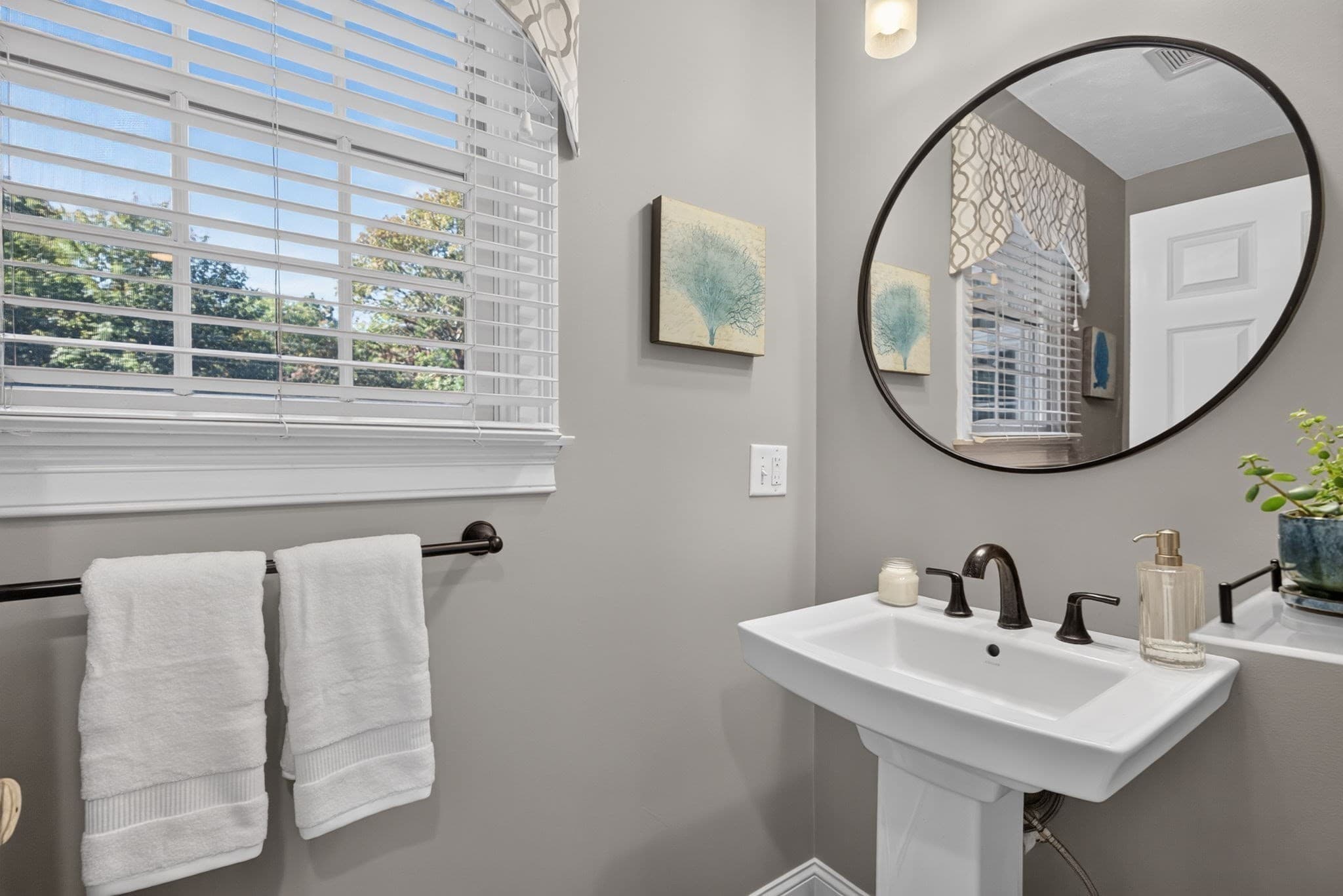 Single Family Residence at 19 Alexander Drive, Yarmouth MA 02675, Yarmouth, photo 7 of 40