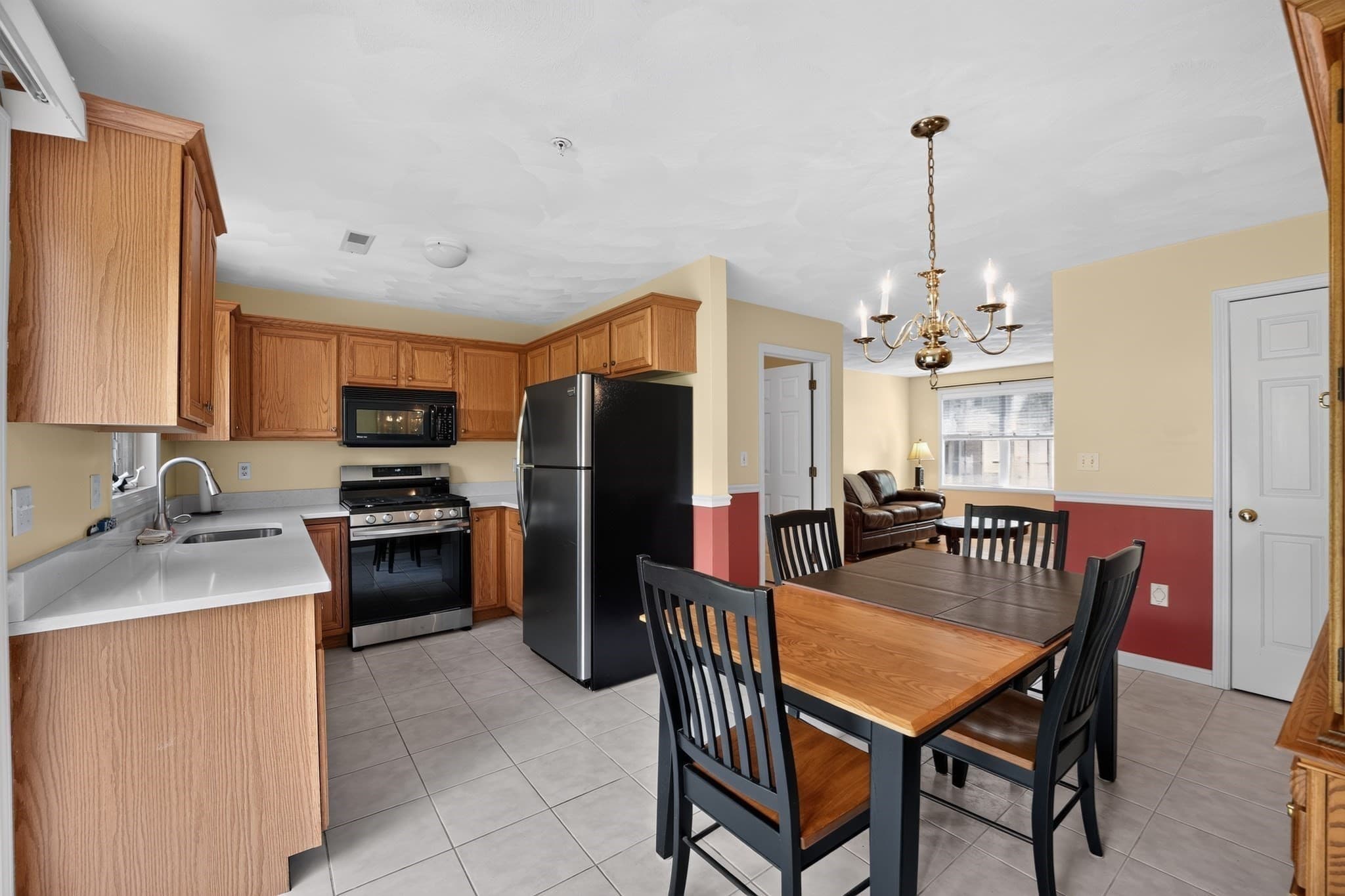 Condominium at 78 Fairway Dr # 78, Tewksbury MA 01876, Tewksbury, photo 12 of 35