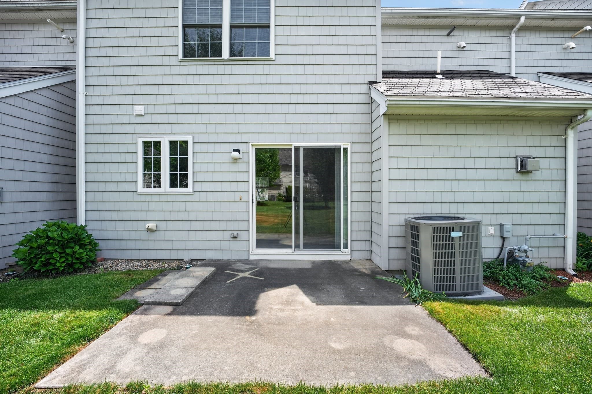 Condominium at 78 Fairway Dr # 78, Tewksbury MA 01876, Tewksbury, photo 33 of 35