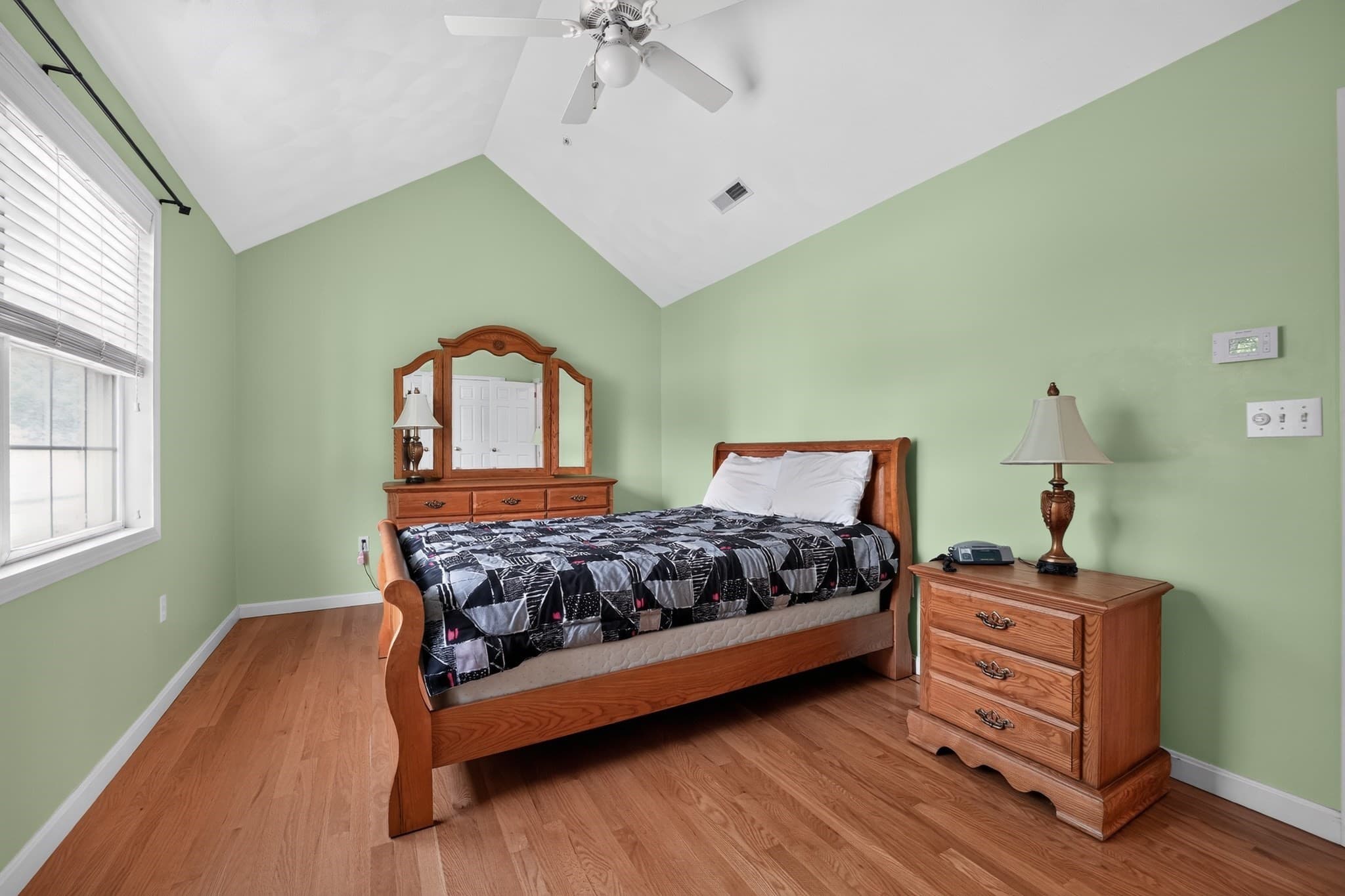 Condominium at 78 Fairway Dr # 78, Tewksbury MA 01876, Tewksbury, photo 18 of 35