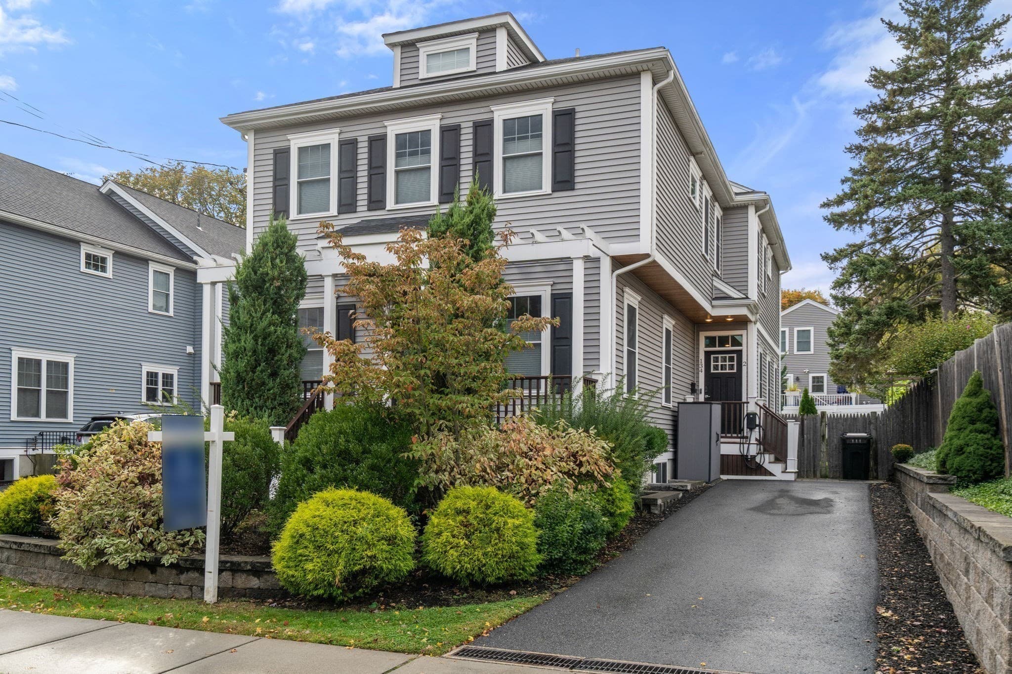 Condominium at 134 Edenfield Ave # 2, Watertown MA 02472, Watertown, photo 2 of 31