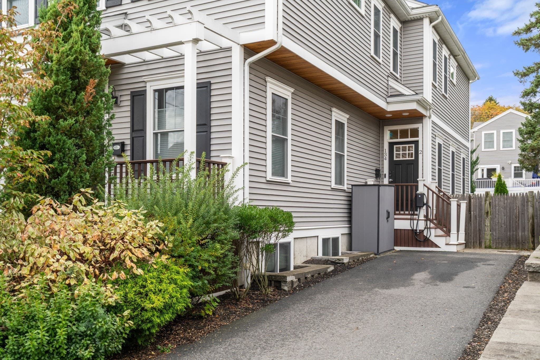 Condominium at 134 Edenfield Ave # 2, Watertown MA 02472, Watertown, photo 4 of 31