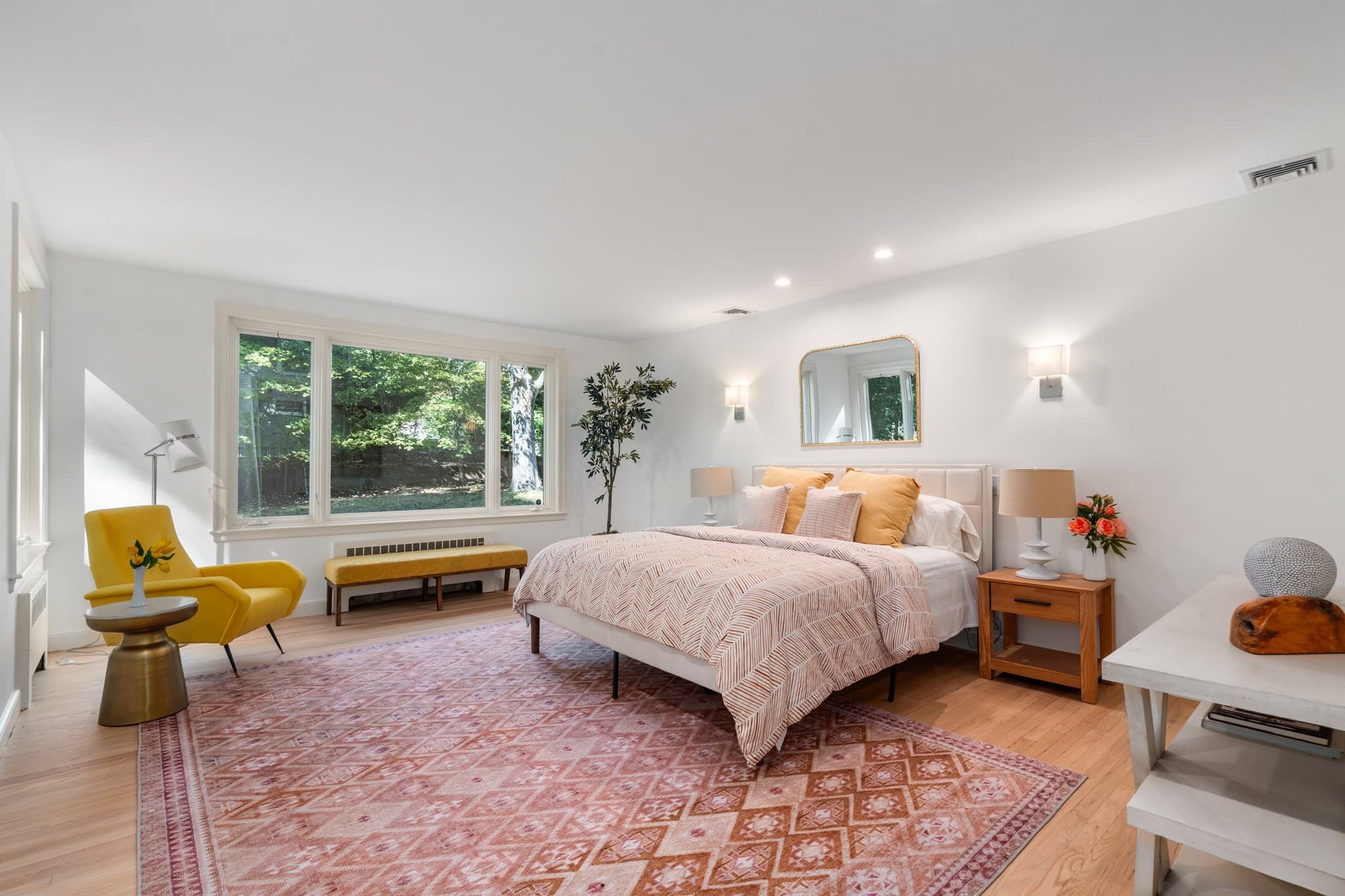 Single Family Residence at 91 Beatrice Circle, Belmont MA 02478, photo 12 of 27
