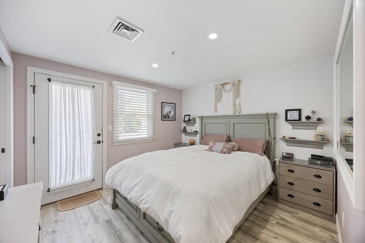 Multi Family at 400 Main St, Reading MA 01867, Reading, photo 15 of 32