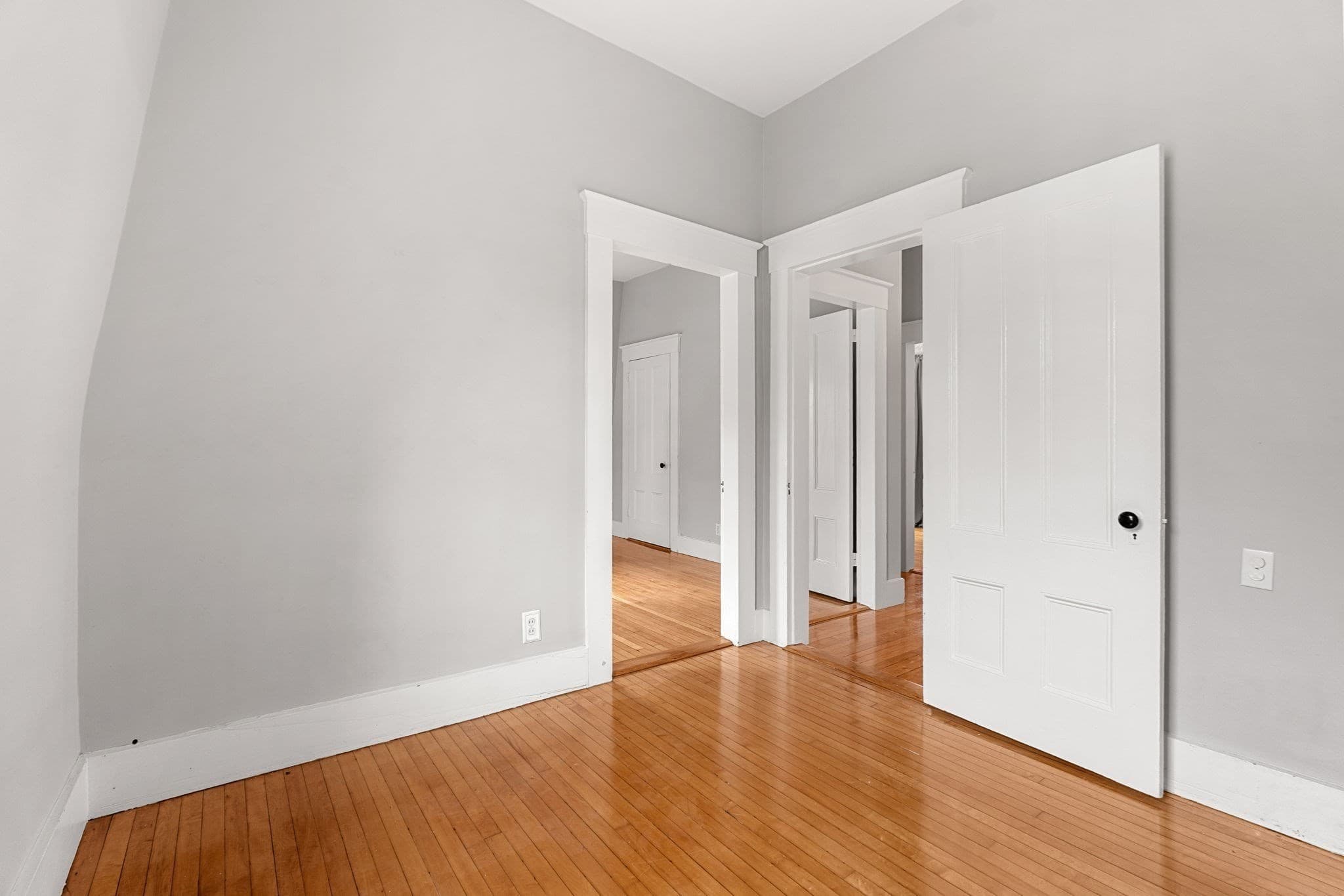 Condominium at 20 Paradise # 20, Swampscott MA 01907, photo 26 of 31