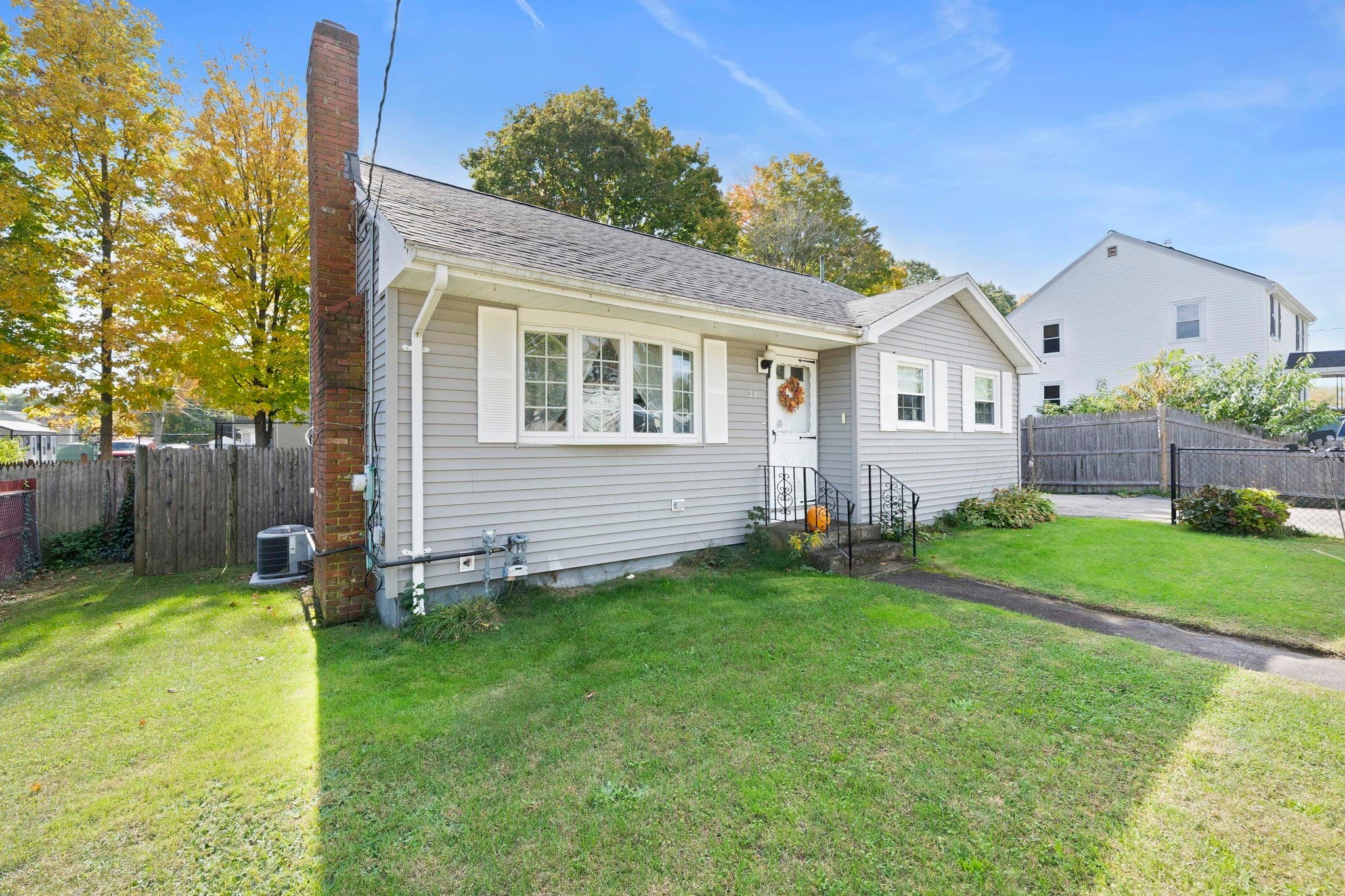 Single Family Residence at 29 Aberdeen St, Brockton MA 02302, photo 3 of 36