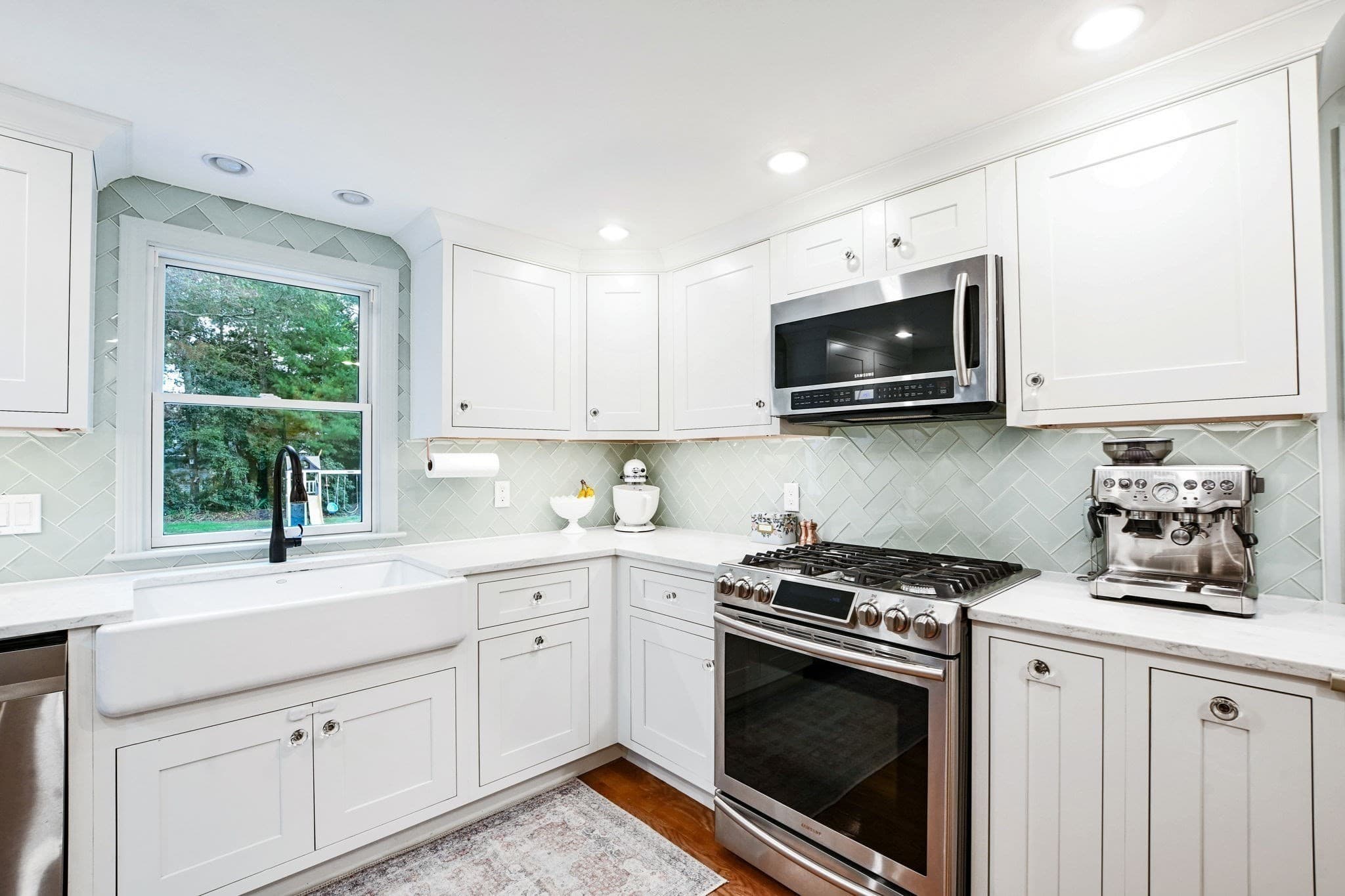 Single Family Residence at 376 Nottingham Dr, Barnstable MA 02632, photo 12 of 41