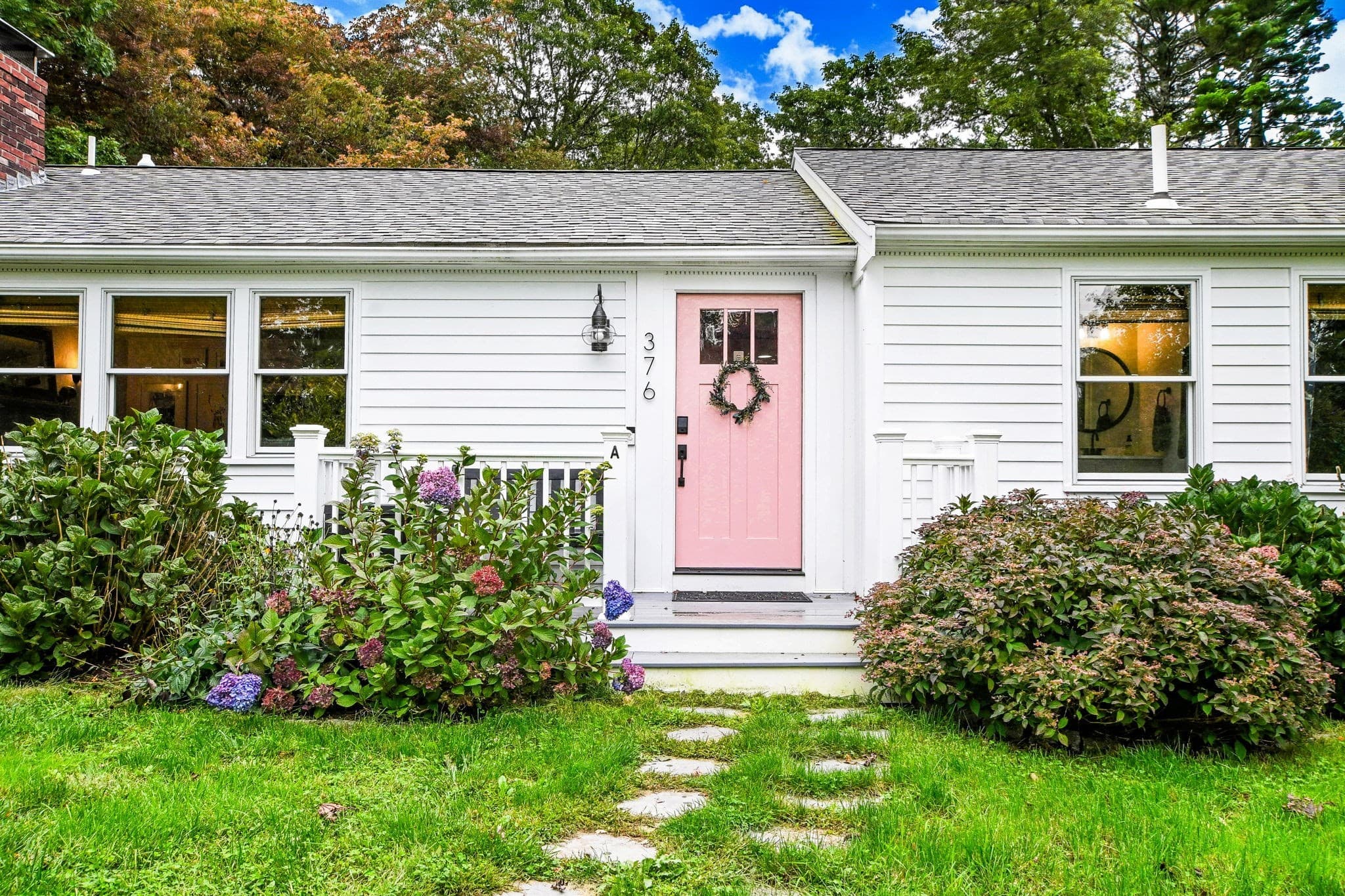 Single Family Residence at 376 Nottingham Dr, Barnstable MA 02632, photo 3 of 41