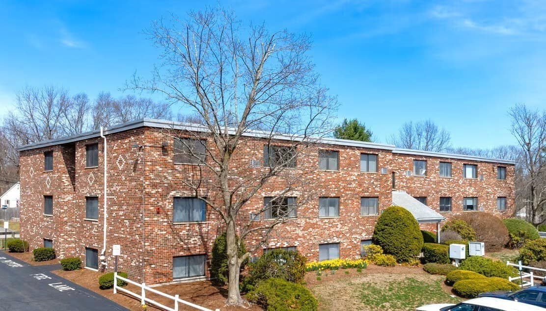 69 Milliken Ave # 1A, Franklin MA 02038