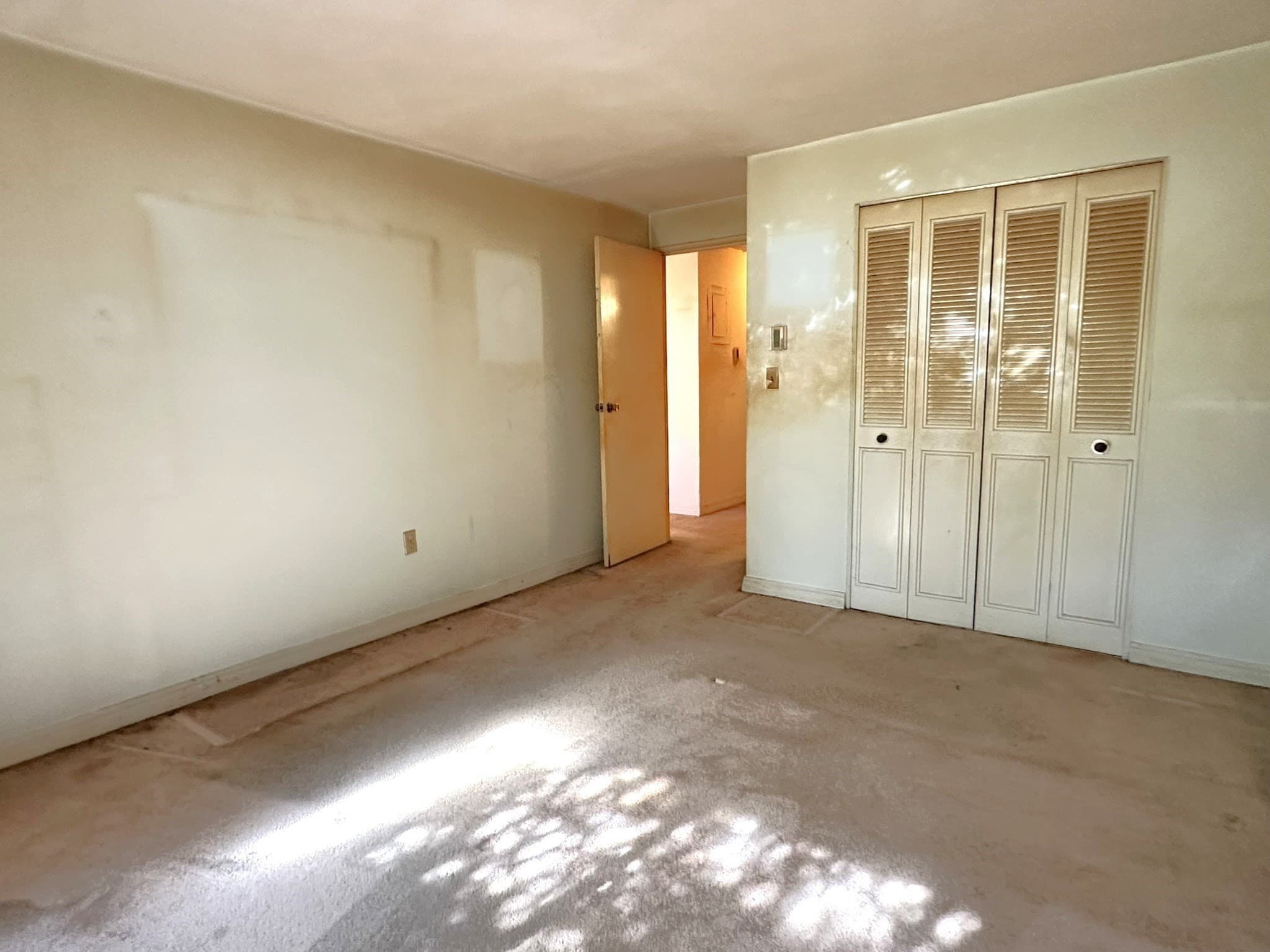Condominium at 69 Milliken Ave # 1A, Franklin MA 02038, Franklin, photo 11 of 16
