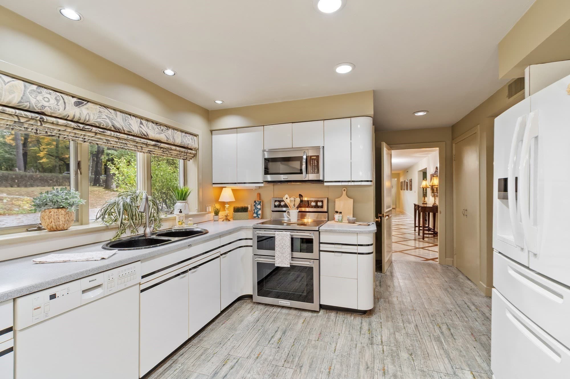 Single Family Residence at 61 Westland Ter, Haverhill MA 01830, photo 18 of 41