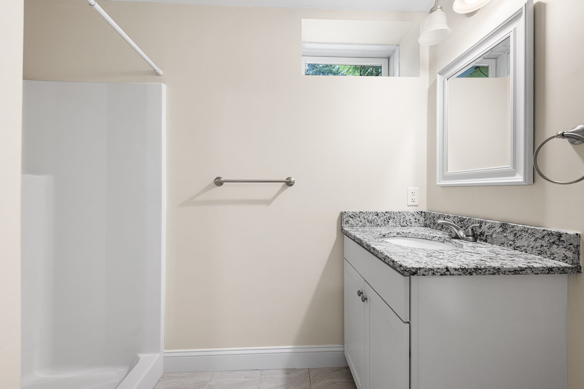 Condominium at 21 Clark St # 21, Abington MA 02351, Abington, photo 27 of 31
