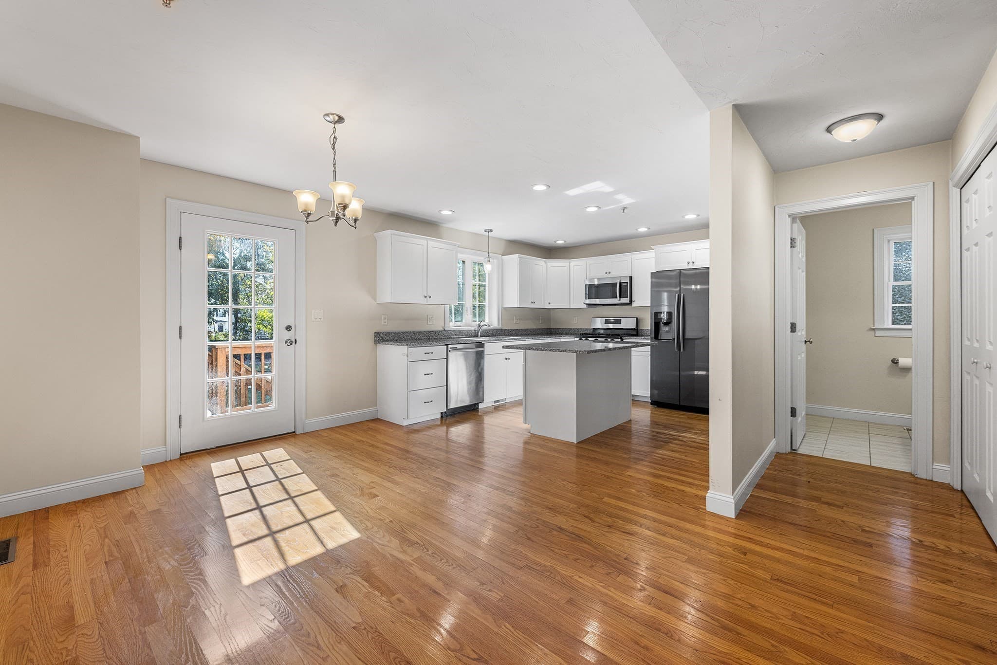 Condominium at 21 Clark St # 21, Abington MA 02351, Abington, photo 7 of 31