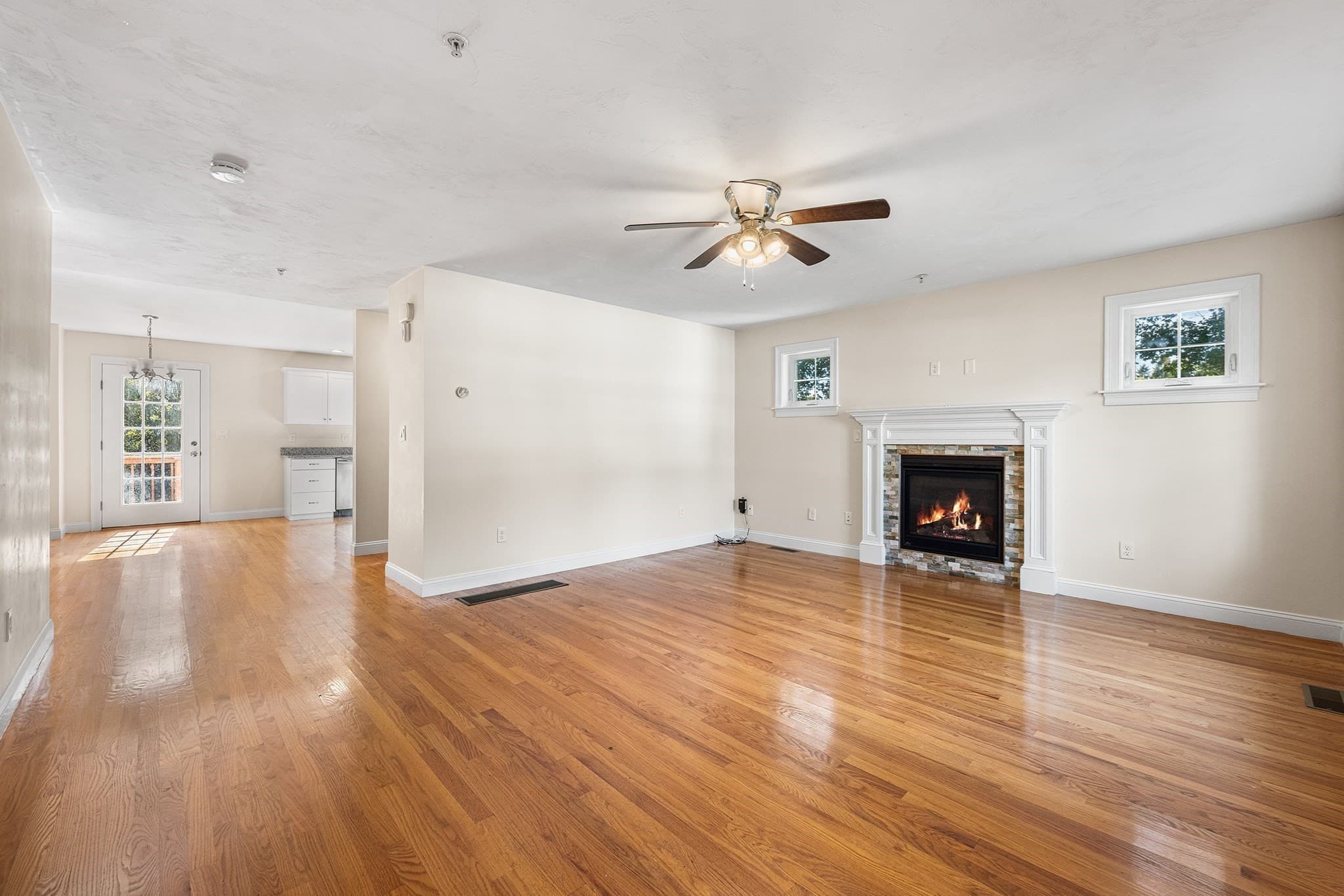 Condominium at 21 Clark St # 21, Abington MA 02351, Abington, photo 5 of 31