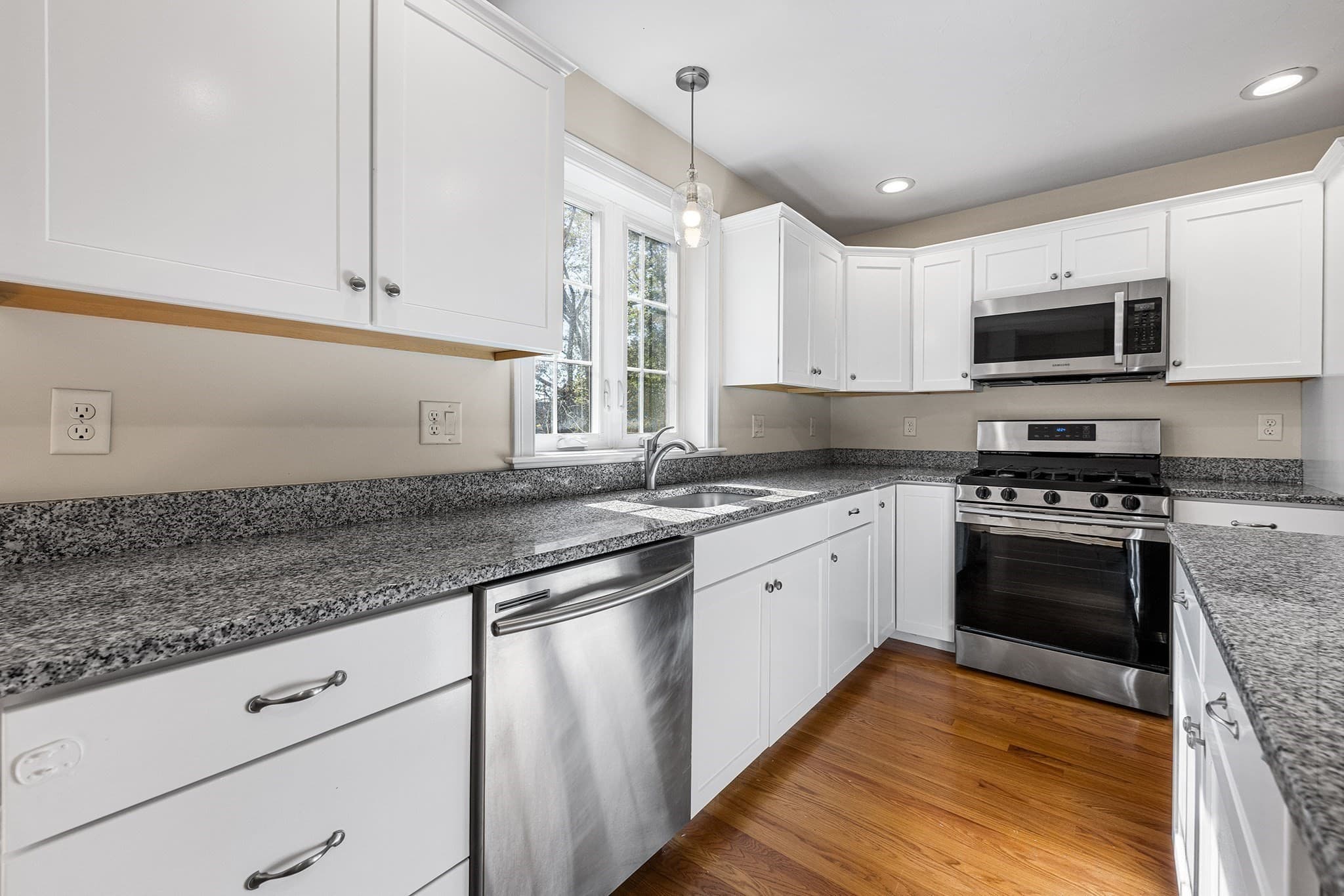 Condominium at 21 Clark St # 21, Abington MA 02351, Abington, photo 10 of 31