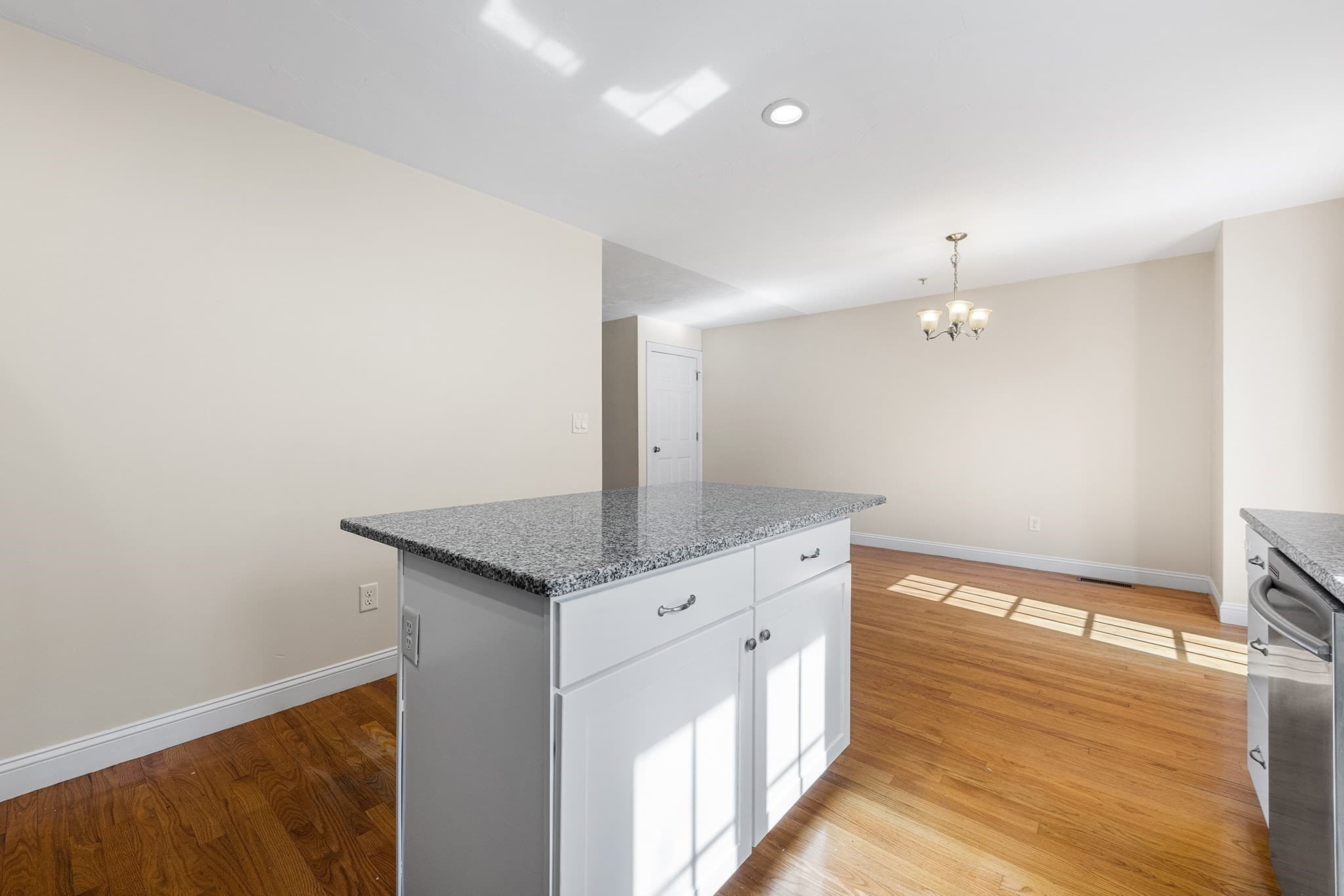 Condominium at 21 Clark St # 21, Abington MA 02351, Abington, photo 11 of 31