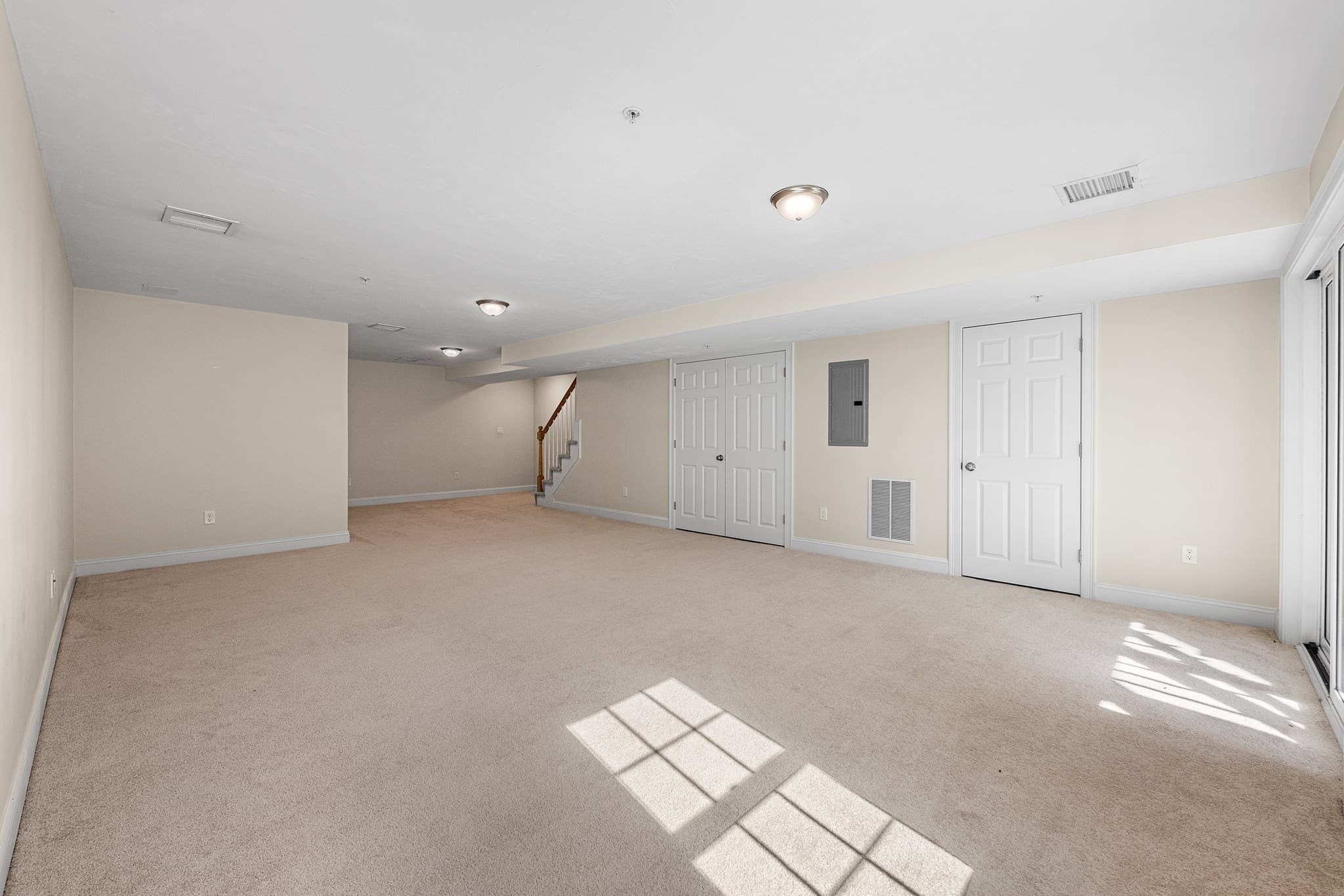 Condominium at 21 Clark St # 21, Abington MA 02351, Abington, photo 25 of 31