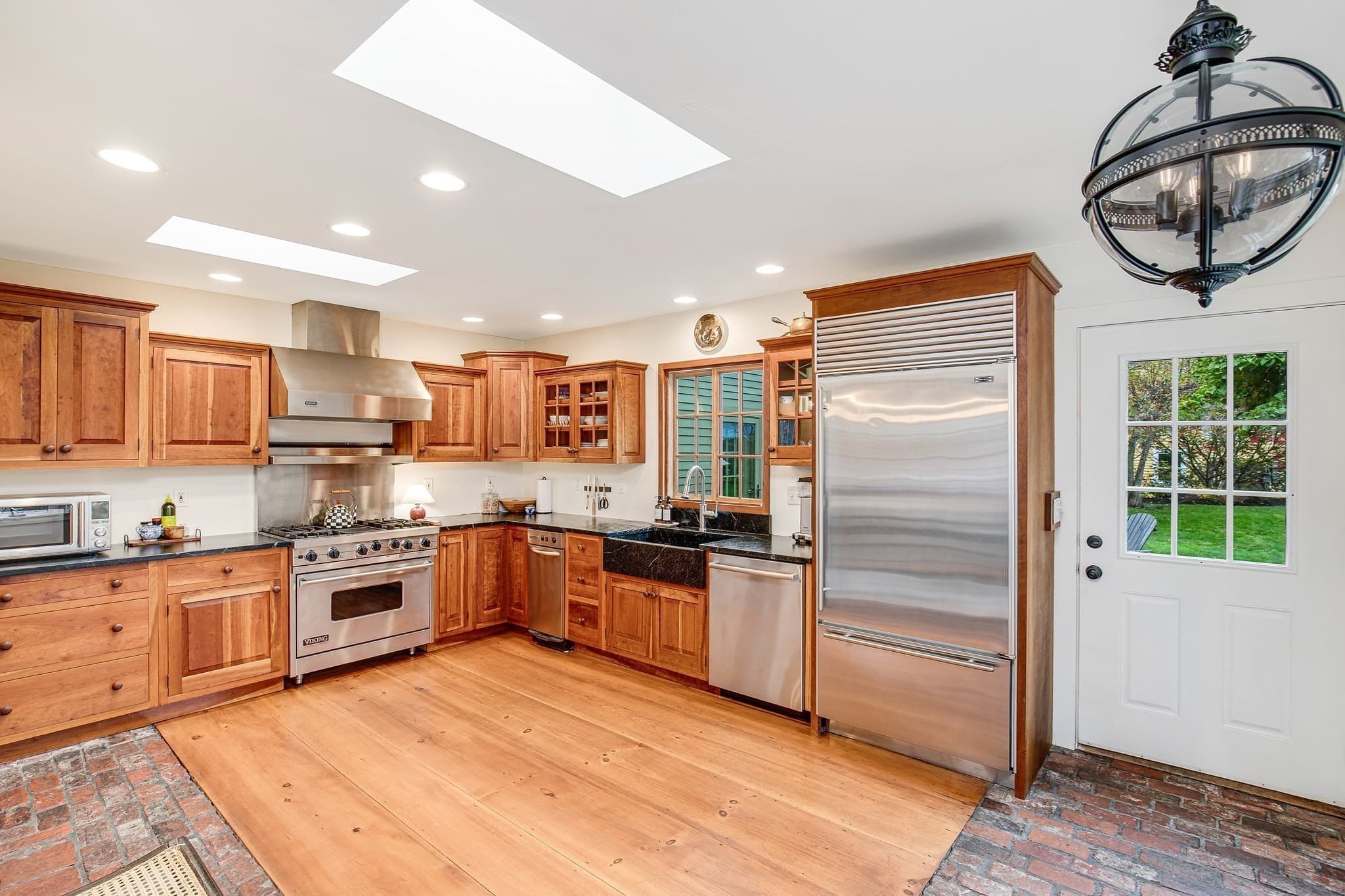 Single Family Residence at 288 Merrimac St, Newburyport MA 01950, Newburyport, photo 7 of 41