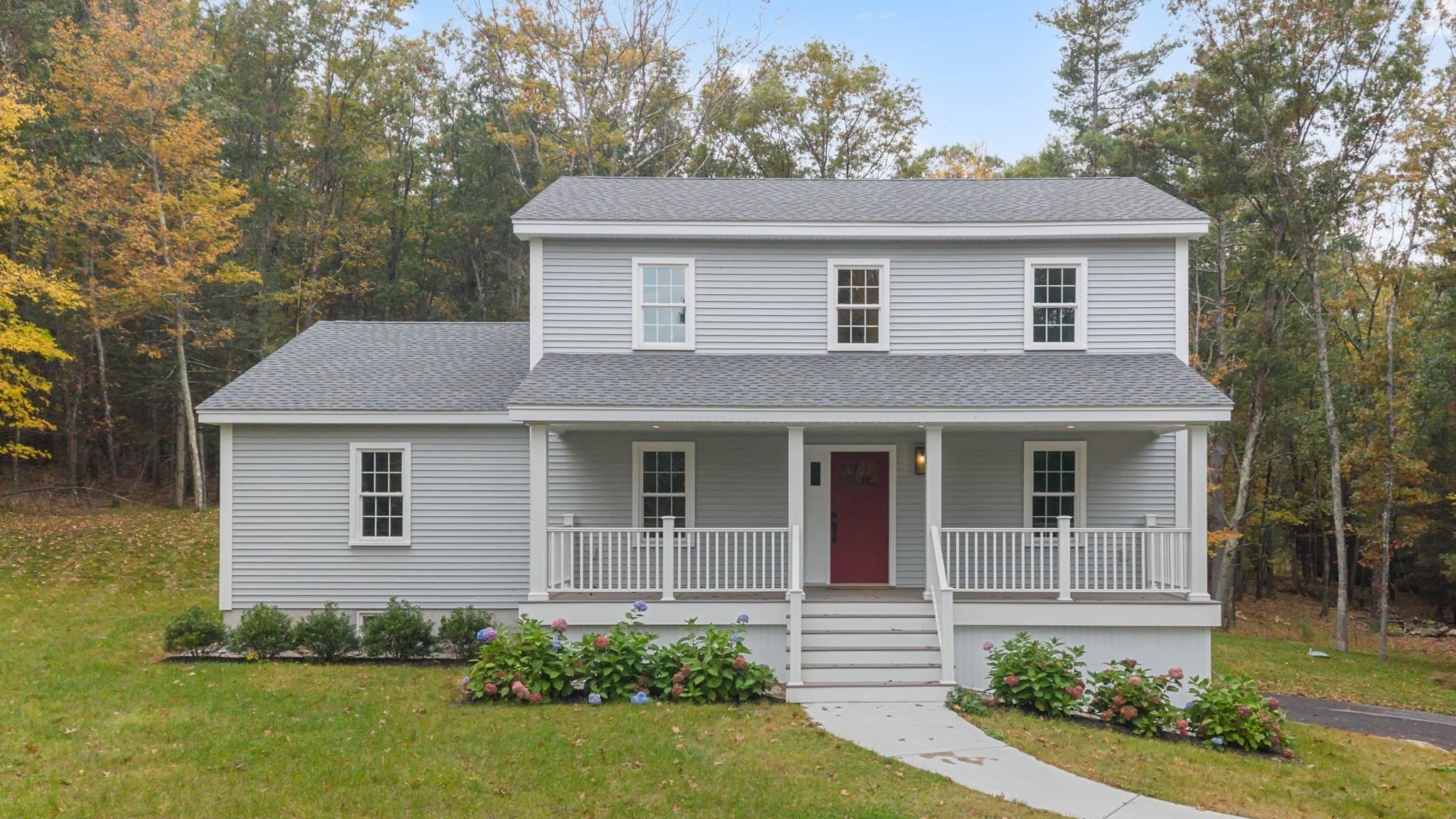 128 Old Southbridge Road, Dudley MA 01571