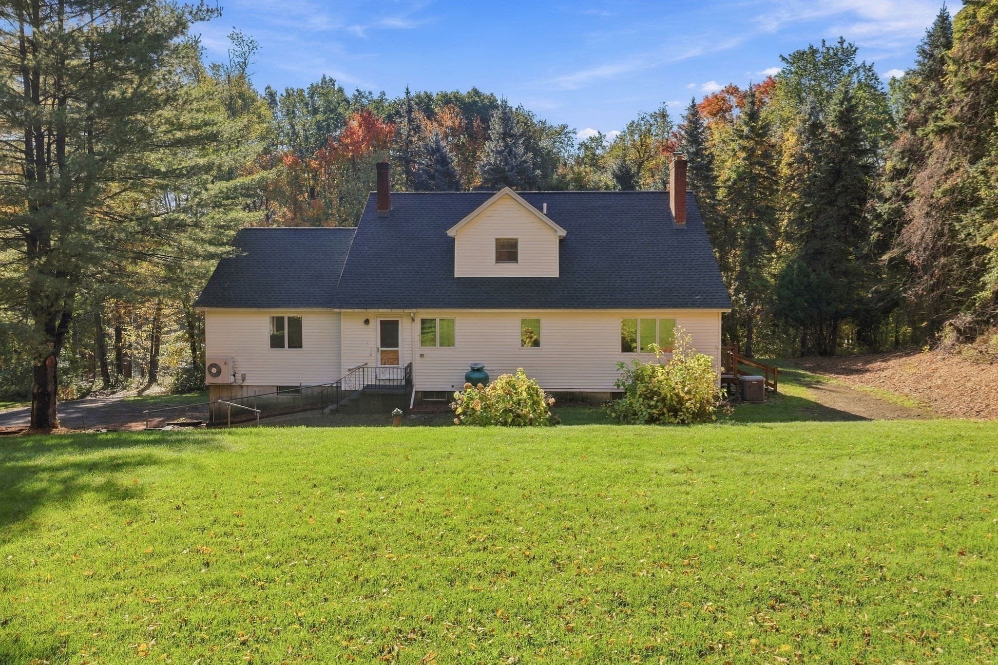 Single Family Residence at 113 Kilburn, Lunenburg MA 01462, Lunenburg, photo 3 of 39