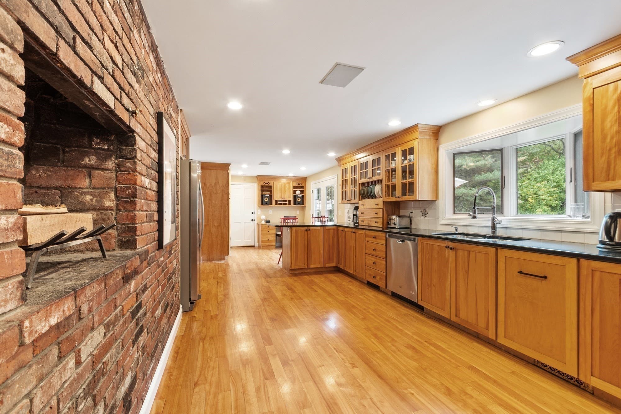 Single Family Residence at 71 Bristers Hill Rd, Concord MA 01742, Concord, photo 9 of 38