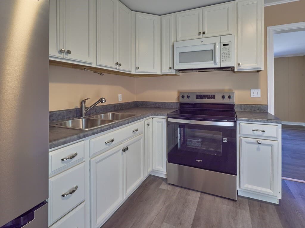 Single Family Residence at 7 Jackson St, Ayer MA 01432, photo 11 of 35