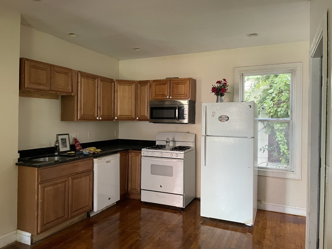 3 Family at 207 Quincy St, Boston MA 02121, Boston, photo 6 of 17