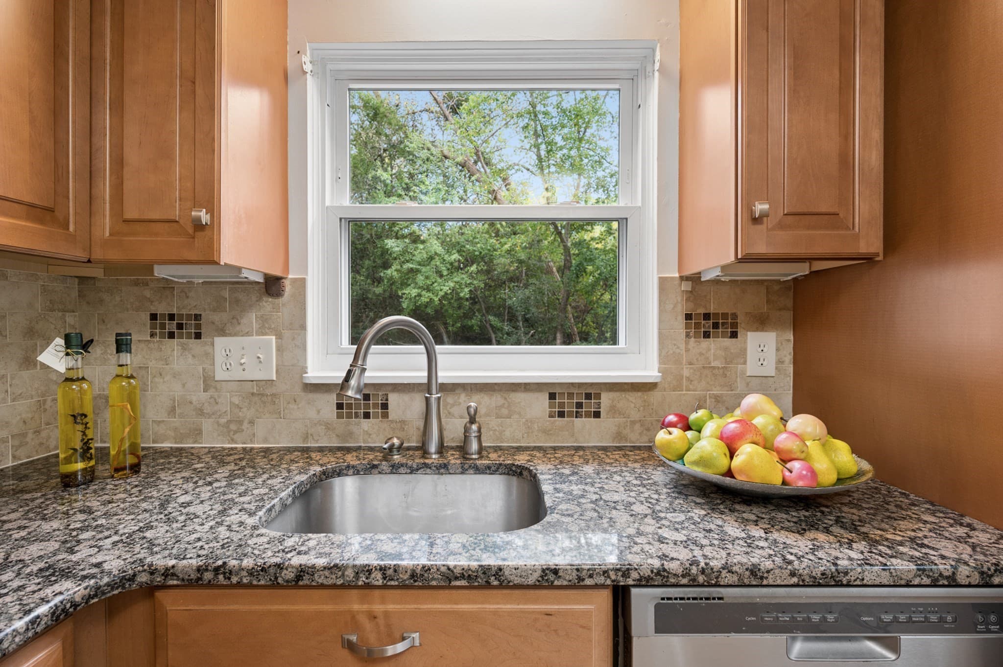 Condominium at 97 Saco # 97, Newton MA 02464, Newton, photo 7 of 19