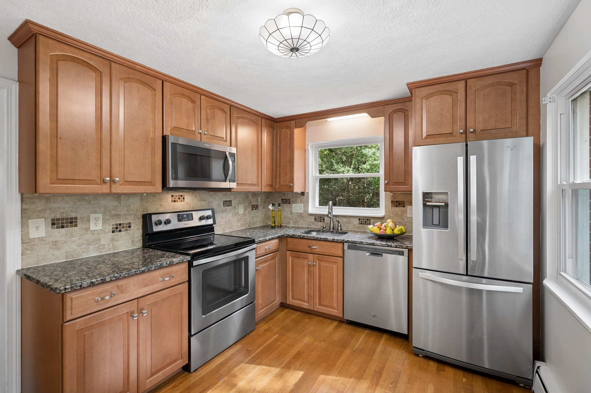 Condominium at 97 Saco # 97, Newton MA 02464, Newton, photo 5 of 19