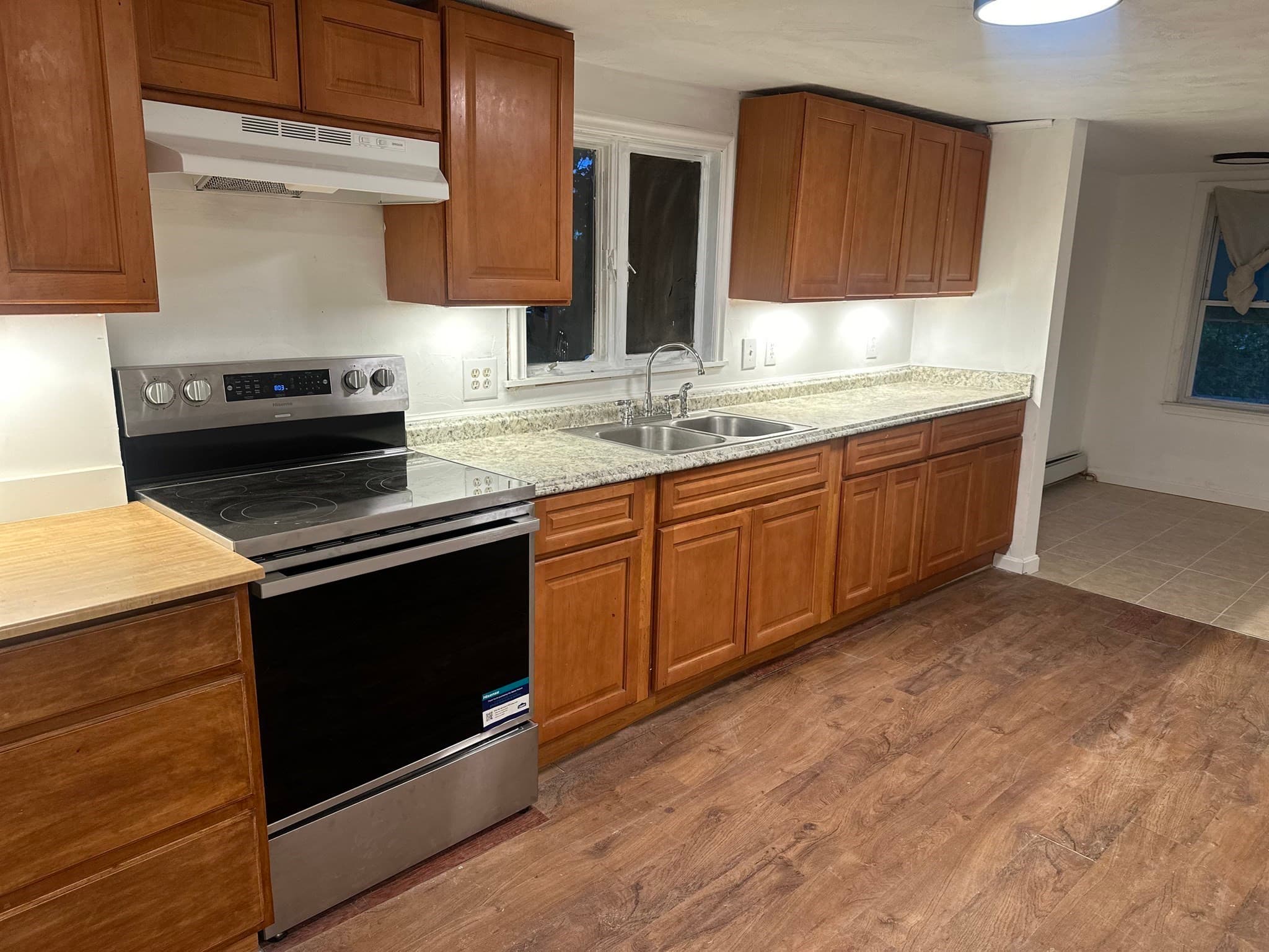 Attached (Townhouse/Rowhouse/Duplex) at 87-89 Prospect St # 89, Woburn MA 01801, photo 3 of 7
