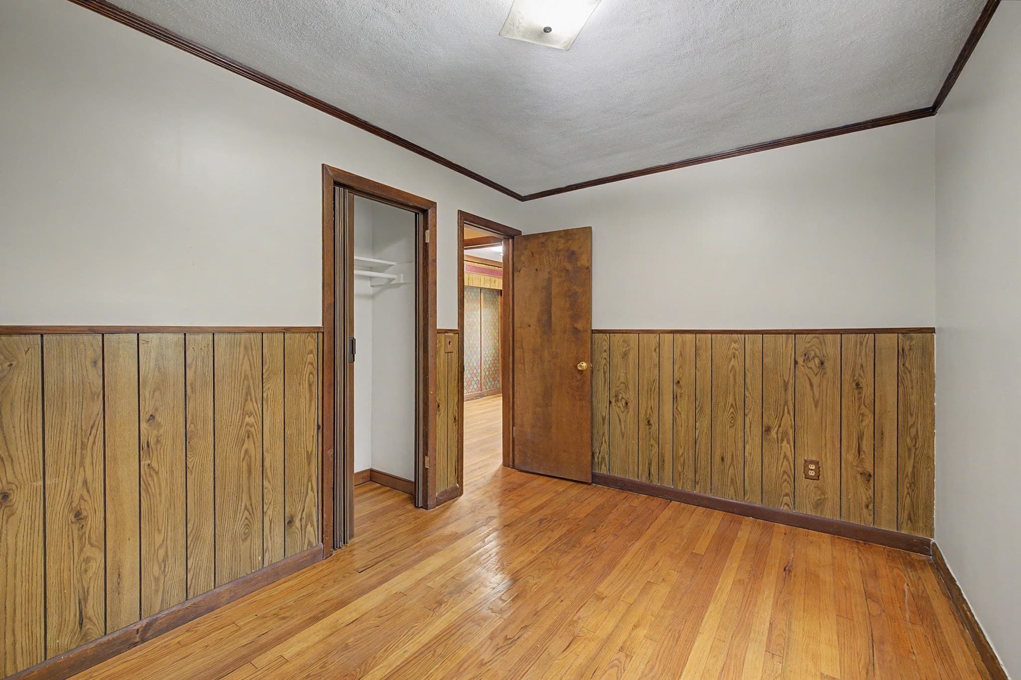 Single Family Residence at 286 Granville Rd, Southwick MA 01077, photo 13 of 42
